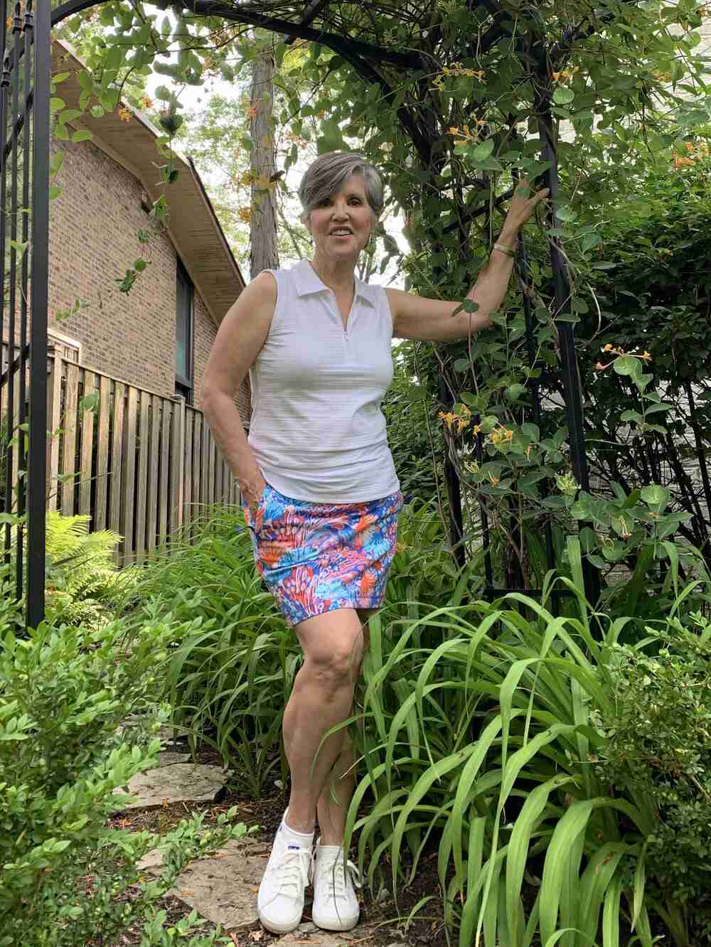 Casual Summer Outfit for a 50-year-old Woman